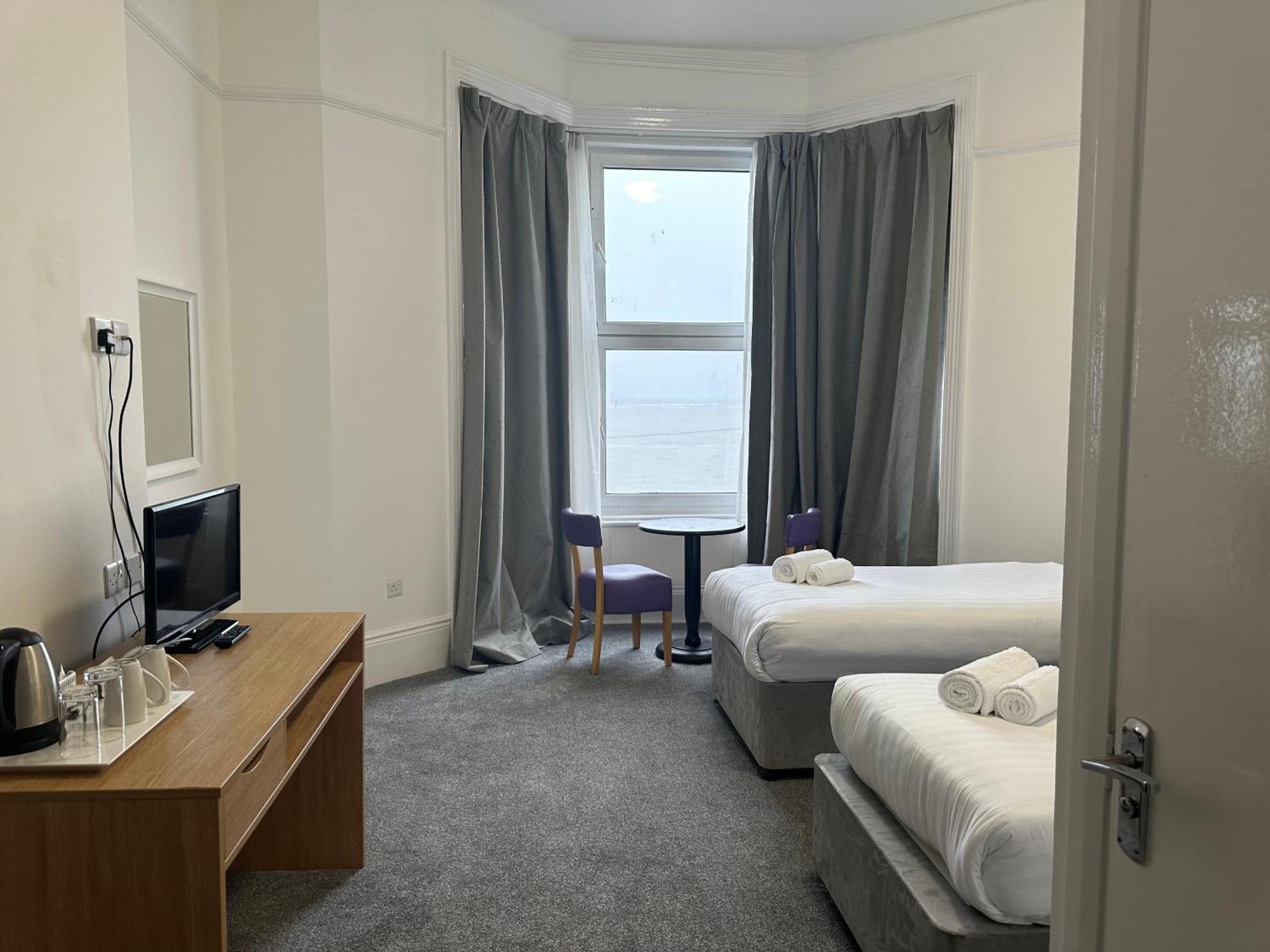 Exmouth Beach Hotel Exteriör bild